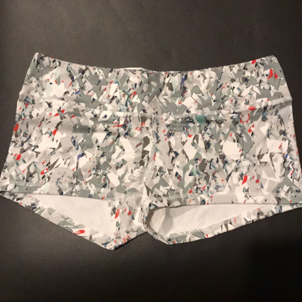 FLEO shorts - XL (worn once)